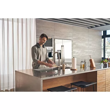 Sony - SRSNS7 Wireless Neckband Speaker - Black 22 Sony - SRSNS7 Wireless Neckband Speaker - Black - Image 20