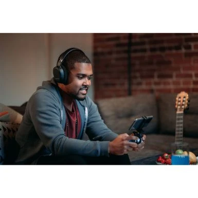 Microsoft - Xbox Wireless Controller For Xbox Series X, Xbox Series S, Xbox One, Windows Devices - Shock Blue 9 Microsoft - Xbox Wireless Controller For Xbox Series X, Xbox Series S, Xbox One, Windows Devices - Shock Blue - Image 7